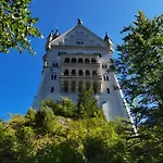 Opas Bergchalet Хальблех