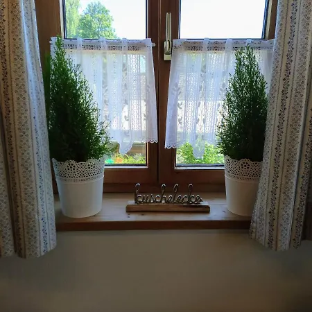 Opas Bergchalet Apartment